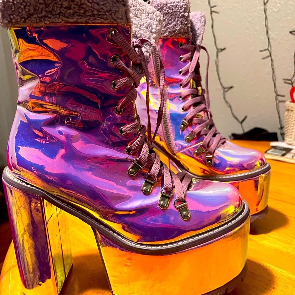 Dolls kill Holographic Frosted Fairyland Platform Boots Size 11